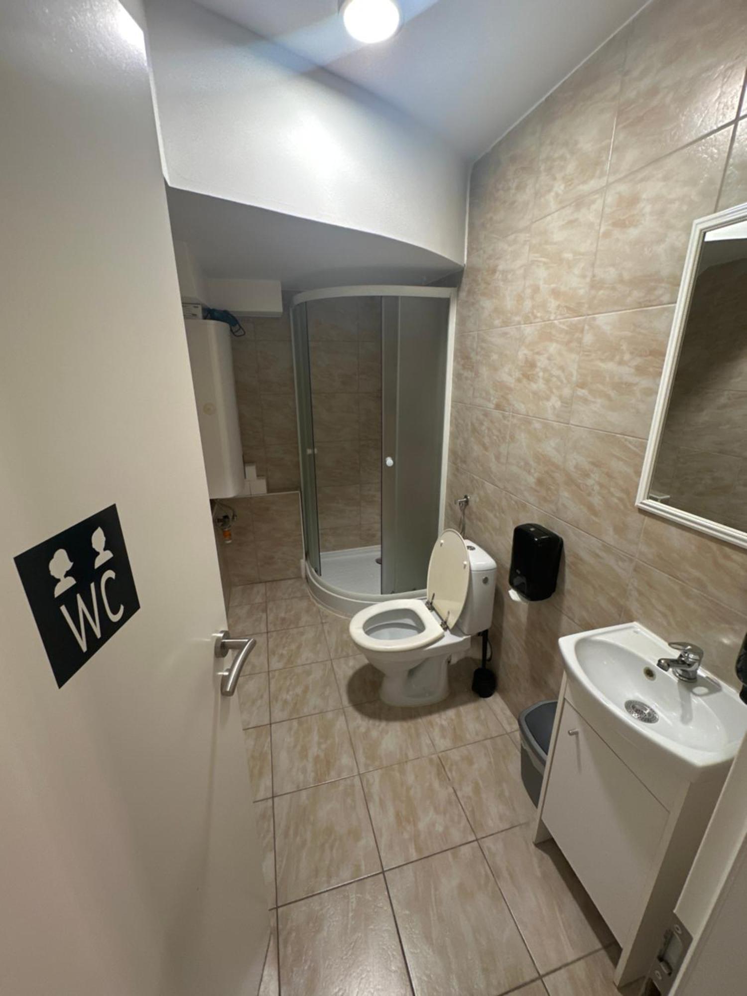 Granada Rooms Любляна Екстериор снимка